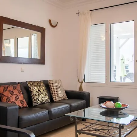 Stunning 4 Bedroom In Prime Location Villa Playa Blanca (Lanzarote)